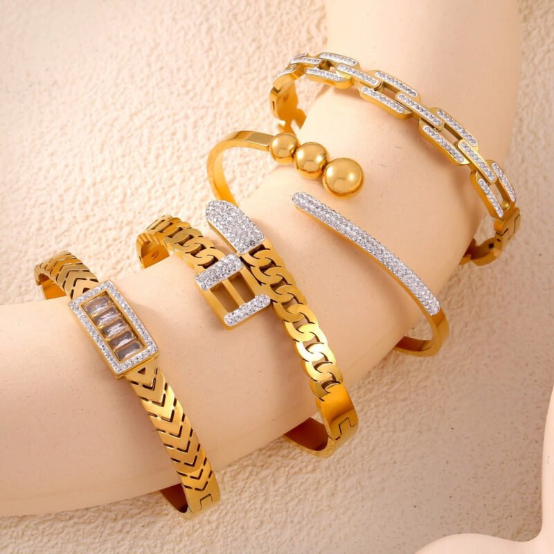 18K gold exquisite fashion inlaid gemstones and diamonds with hollow design bracelet - Image 7