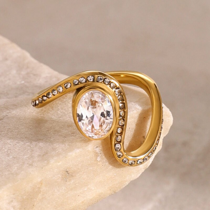 18K gold geometric gemstone design high-end ring - Image 6